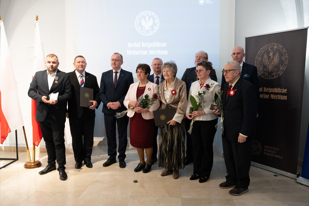 Uroczystość wręczenia medali Reipublicae Memoriae Meritum – Poznań, 2 kwietnia 2025. Fot. Bartosz Kochański (IPN)