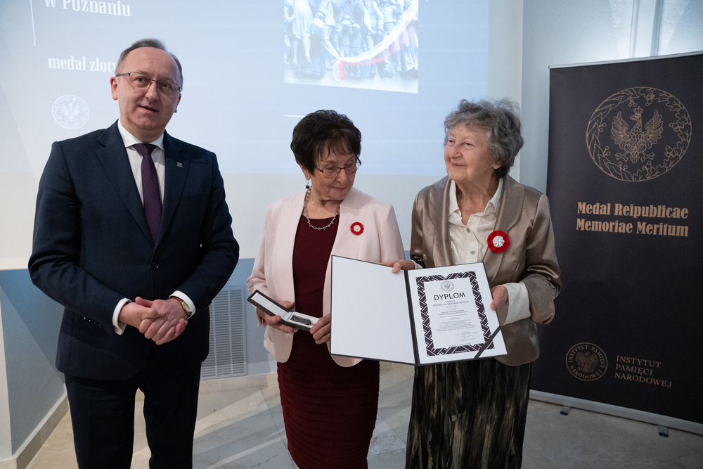 Uroczystość wręczenia medali Reipublicae Memoriae Meritum – Poznań, 2 kwietnia 2025. Fot. Bartosz Kochański (IPN)