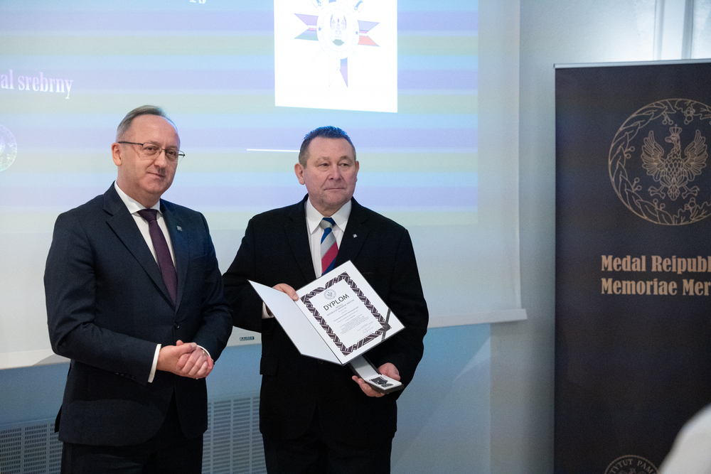 Uroczystość wręczenia medali Reipublicae Memoriae Meritum – Poznań, 2 kwietnia 2025. Fot. Bartosz Kochański (IPN)