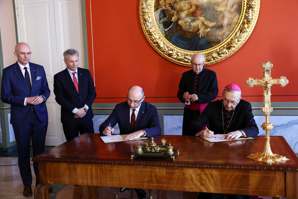 Podpisanie porozumienia z Archidiecezją Poznańską – Poznań, 4 kwietnia 2025. Fot. Sławek Kasper (IPN)