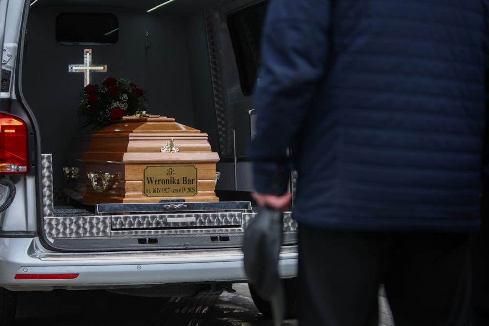 Pogrzeb Weroniki Bar – ratującej Żydów podczas II wojny światowej – Markowa, 8 kwietnia 2025. Fot. Sławek Kasper (IPN)