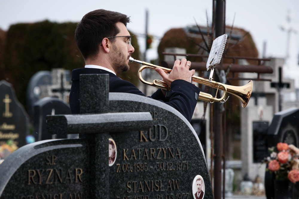 Pogrzeb Weroniki Bar – ratującej Żydów podczas II wojny światowej – Markowa, 8 kwietnia 2025. Fot. Sławek Kasper (IPN)