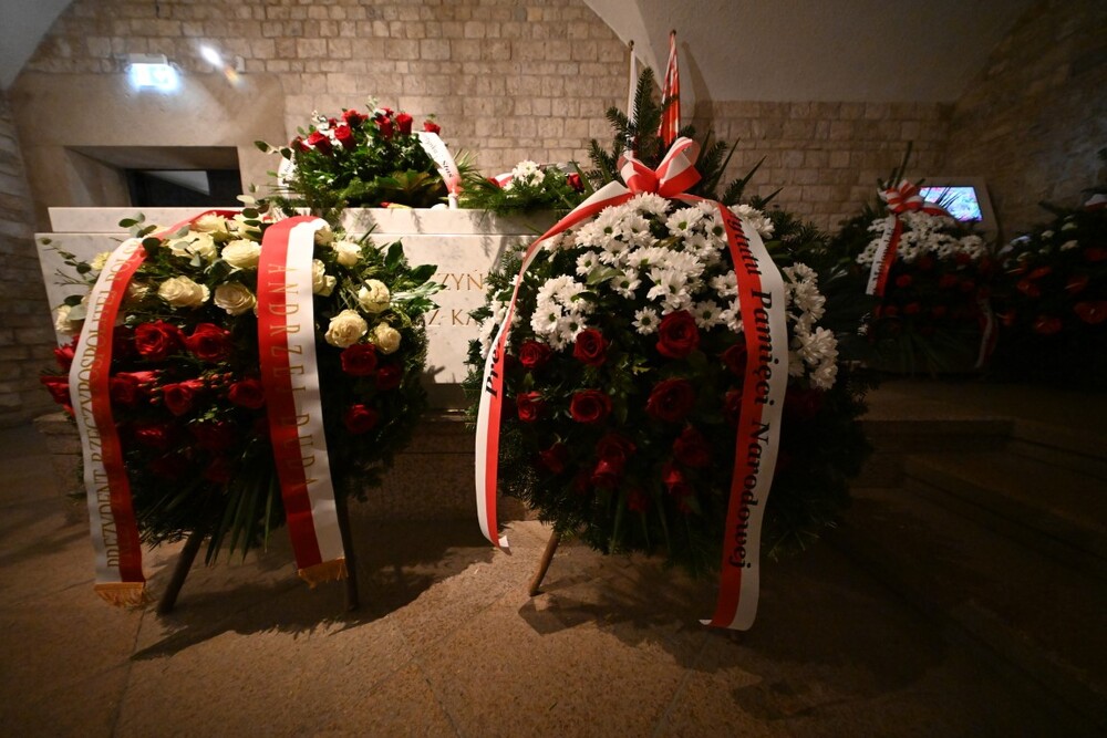 Uczciliśmy pamięć ofiar katastrofy smoleńskiej – Kraków, 10 kwietnia 2025. Fot. Żaneta Wierzgacz (IPN)