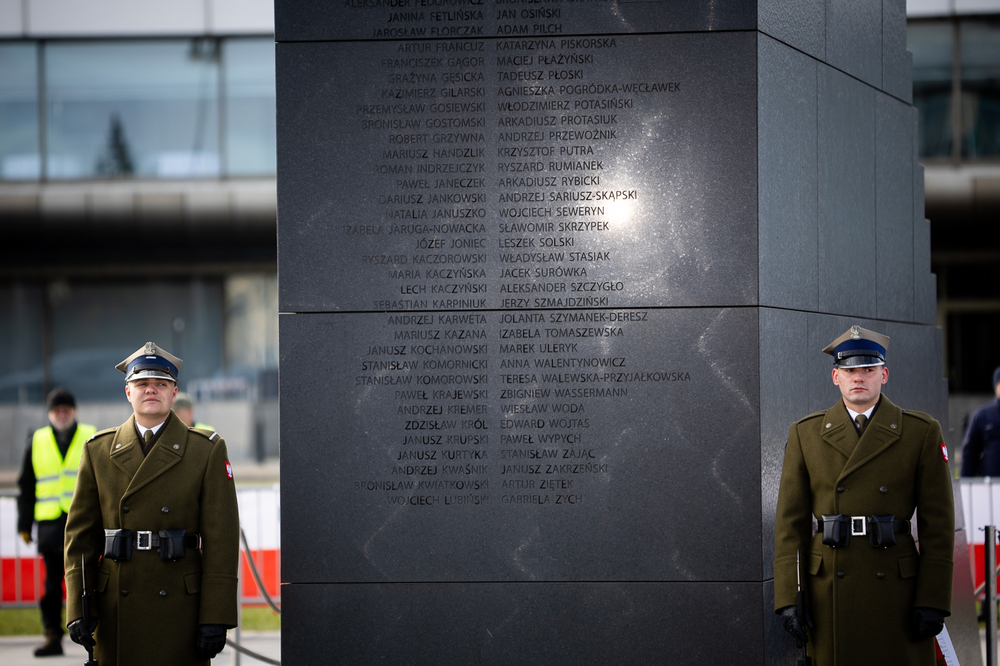 Uczciliśmy pamięć ofiar katastrofy smoleńskiej – Warszawa, 10 kwietnia 2025. Fot. Sławek Kasper (IPN)