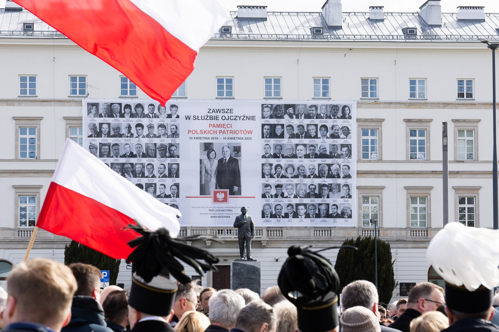 Uczciliśmy pamięć ofiar katastrofy smoleńskiej – Warszawa, 10 kwietnia 2025. Fot. Sławek Kasper (IPN)