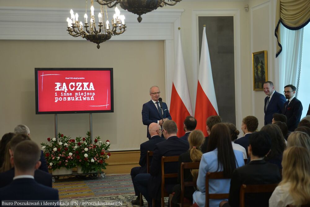 Gala finałowa VIII edycji projektu edukacyjnego „Łączka i inne miejsca poszukiwań” – Warszawa, 23 kwietnia 2025. Fot. Biuro Poszukiwań i Identyfikacji IPN