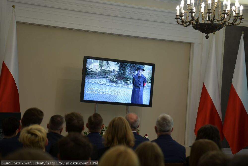 Gala finałowa VIII edycji projektu edukacyjnego „Łączka i inne miejsca poszukiwań” – Warszawa, 23 kwietnia 2025. Fot. Biuro Poszukiwań i Identyfikacji IPN