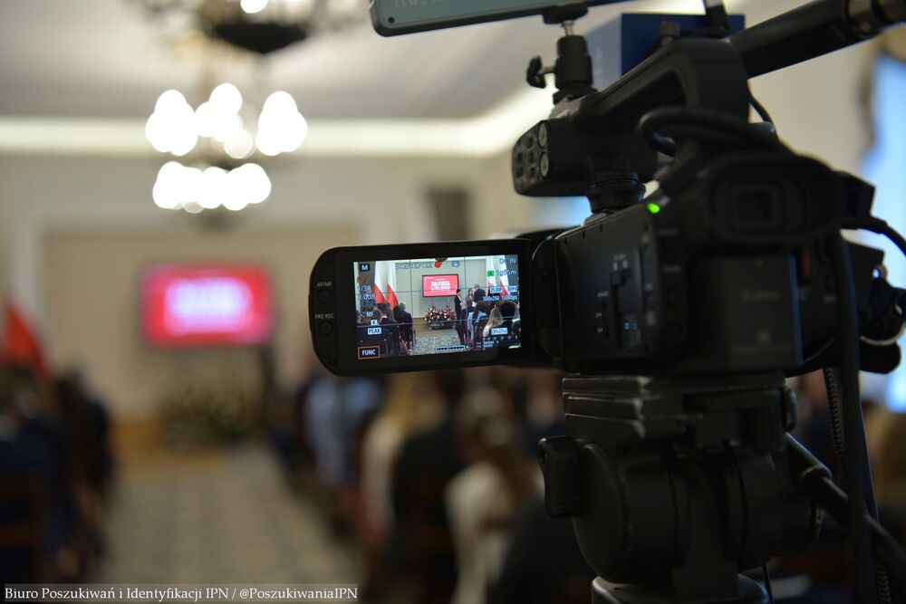 Gala finałowa VIII edycji projektu edukacyjnego „Łączka i inne miejsca poszukiwań” – Warszawa, 23 kwietnia 2025. Fot. Biuro Poszukiwań i Identyfikacji IPN