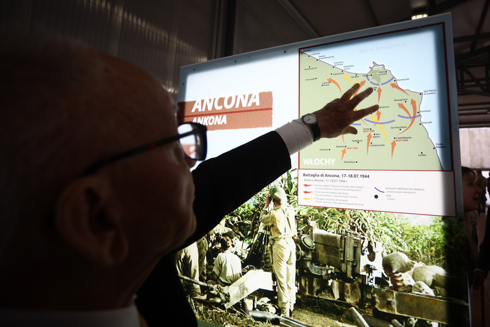 W Bolonii zaprezentowaliśmy wystawę „Szlaki Nadziei. Odyseja Wolności” – 25 kwietnia 2025. Fot. Sławek Kasper (IPN)