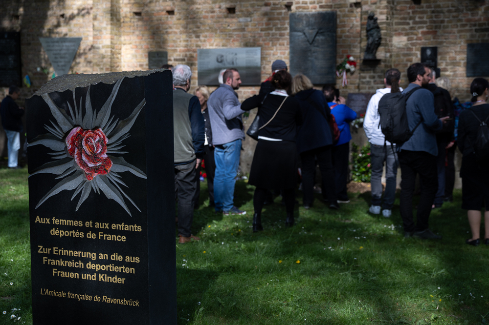 80. rocznica oswobodzenia więźniów KL Ravensbrück – Ravensbrück, 3 maja 2025. Fot. Sławek Kasper (IPN)