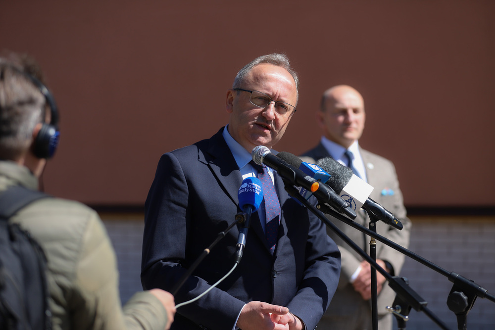 80. rocznica Obławy Augustowskiej – konferencja prasowa IPN. Na zdj. zastępca prezesa IPN dr hab. Karol Polejowski – Białystok, 7 maja 2025. Fot. Karolina Dobek (IPN)