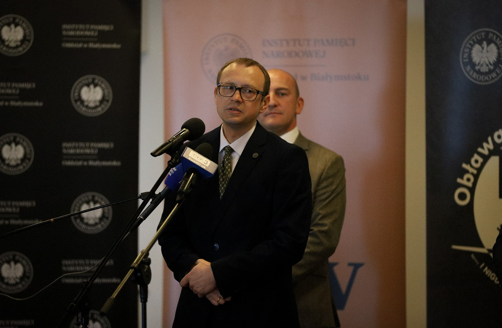 80. rocznica Obławy Augustowskiej – konferencja prasowa IPN. Na zdj. pracownik OBBH IPN w Białymstoku Jarosław Wasilewski – Białystok, 7 maja 2025. Fot. Karolina Dobek (IPN)
