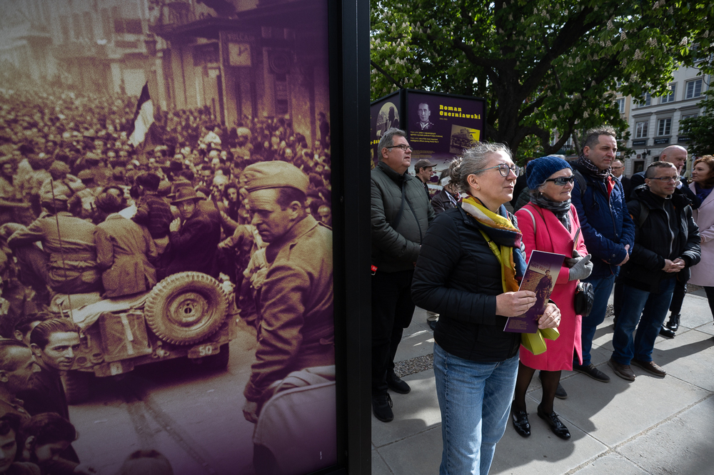 W Warszawie otworzyliśmy wystawę plenerową IPN „Niepokonani” – 7 maja 2025. Fot. Sławek Kasper (IPN)