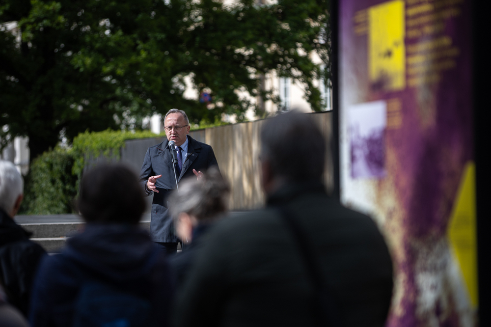 W Warszawie otworzyliśmy wystawę plenerową IPN „Niepokonani” – 7 maja 2025. Fot. Sławek Kasper (IPN)