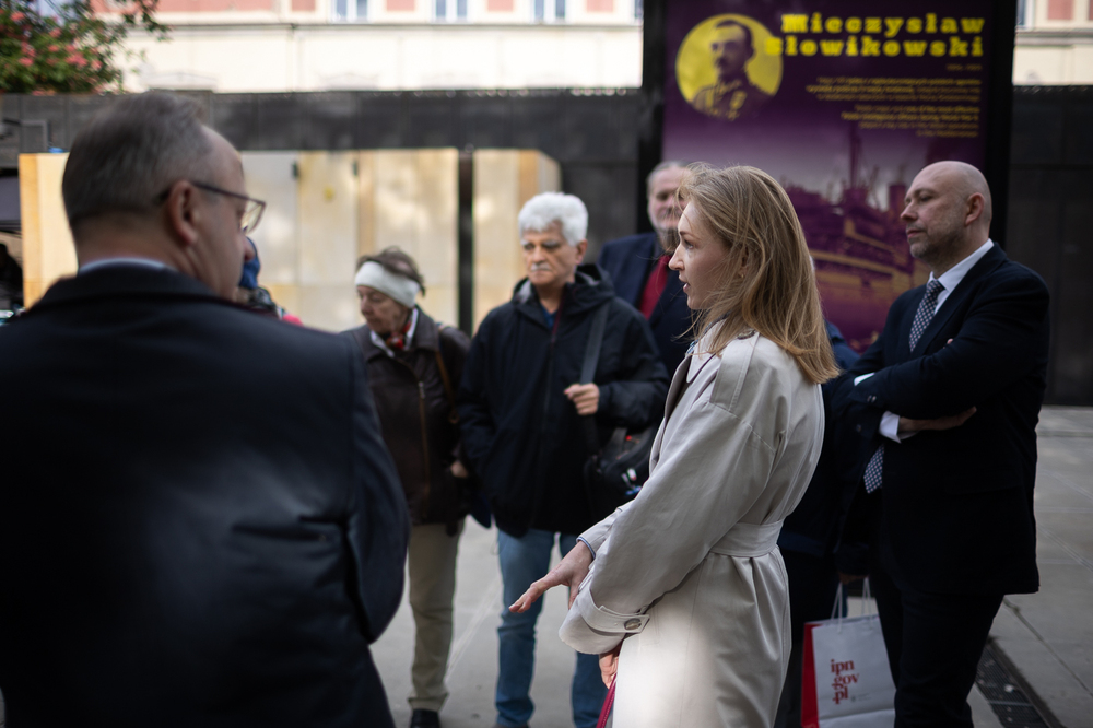 W Warszawie otworzyliśmy wystawę plenerową IPN „Niepokonani” – 7 maja 2025. Fot. Sławek Kasper (IPN)