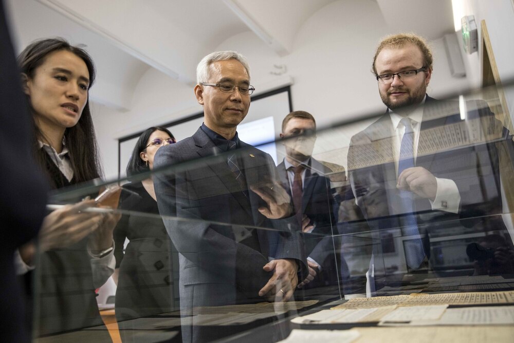 IPN podpisał „Memorandum o porozumieniu i wymianie” z Koreańską Organizacją Pamięci o Wojnie, reprezentującą Muzeum Wojny Koreańskiej – Warszawa, 19 maja 2025. Fot. Katarzyna Adamów (IPN)