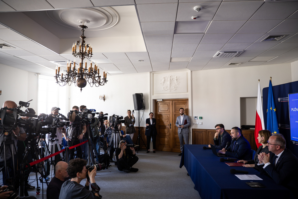 Konferencja prasowa dotycząca zakończenia terenowego etapu prac ekshumacyjnych w dawnej wsi Puźniki na terytorium Ukrainy – Warszawa, 21 maja 2025. Fot. Sławek Kasper (IPN)