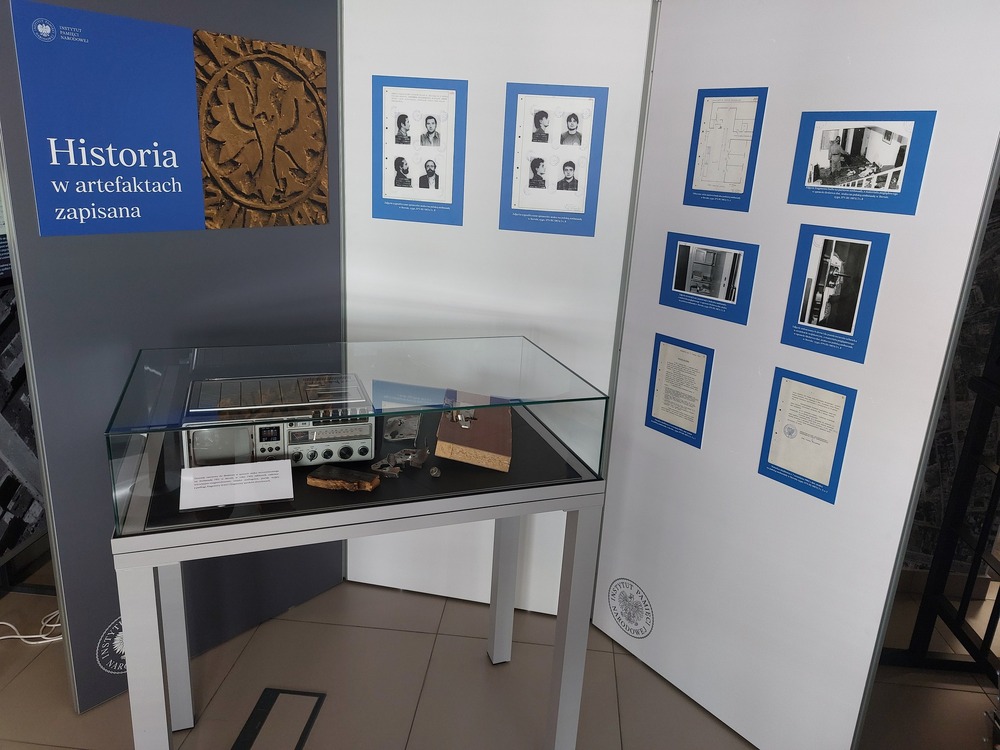 Nowa ekspozycja z cyklu „Historia w artefaktach zapisana” – Warszawa, 27 maja 2025. Fot. Paweł Zielony (AIPN)