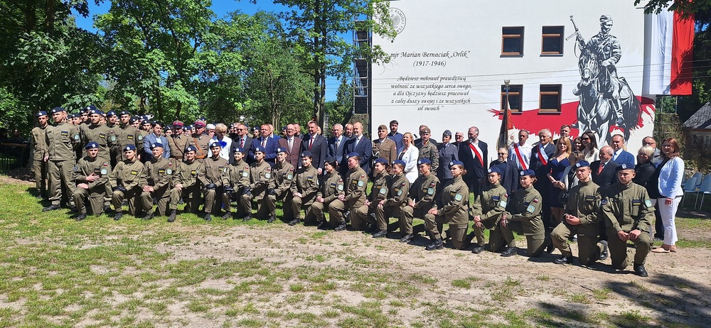 W Sobieszynie upamiętniliśmy majora Mariana Bernaciaka „Orlika” – 30 maja 2025. Fot. Piotr Ceglarski (IPN)