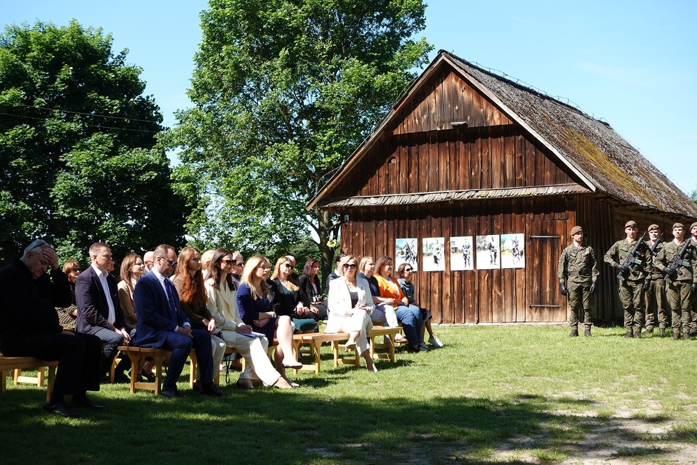 W Sobieszynie upamiętniliśmy majora Mariana Bernaciaka „Orlika” – 30 maja 2025. Fot. Piotr Ceglarski (IPN)