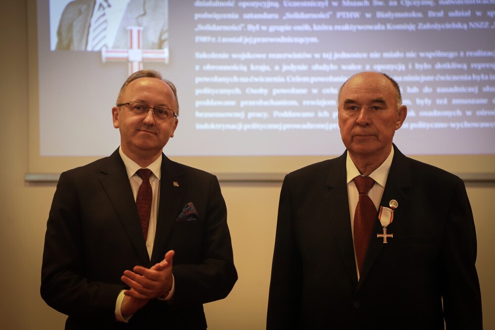 Uroczystość wręczenia działaczom opozycji antykomunistycznej Krzyży Wolności i Solidarności – 12 czerwca 2025. Fot. Paula Prudziłowicz (IPN)