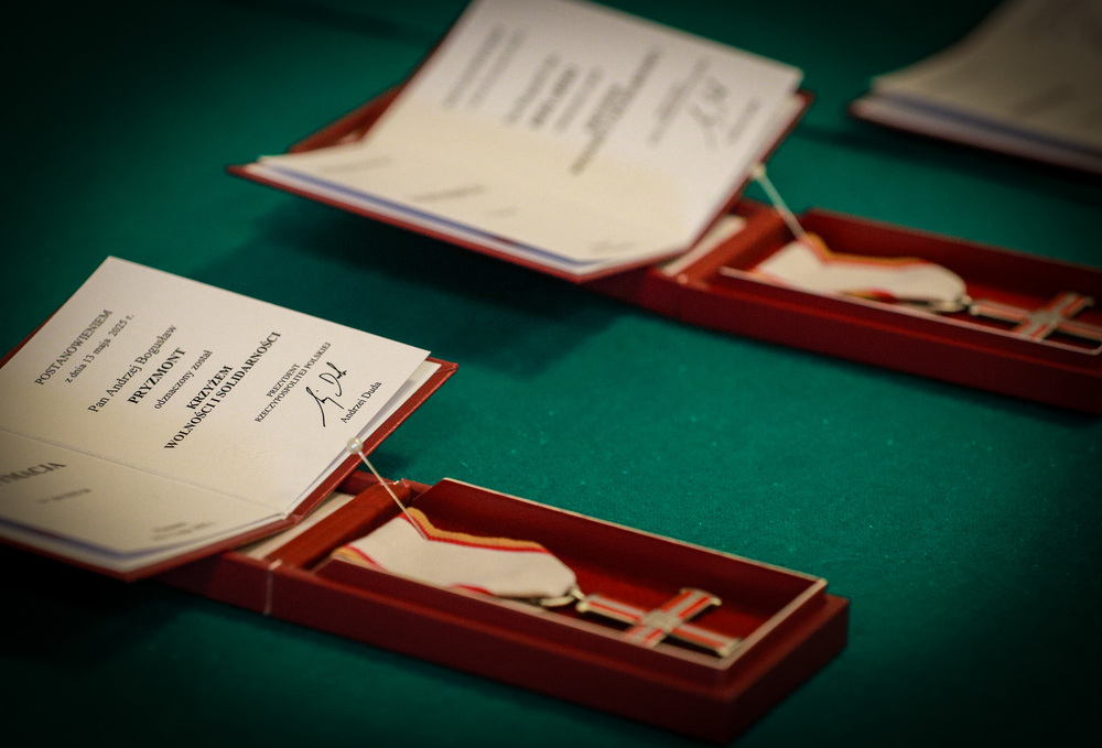 Uroczystość wręczenia działaczom opozycji antykomunistycznej Krzyży Wolności i Solidarności – 12 czerwca 2025. Fot. Paula Prudziłowicz (IPN)