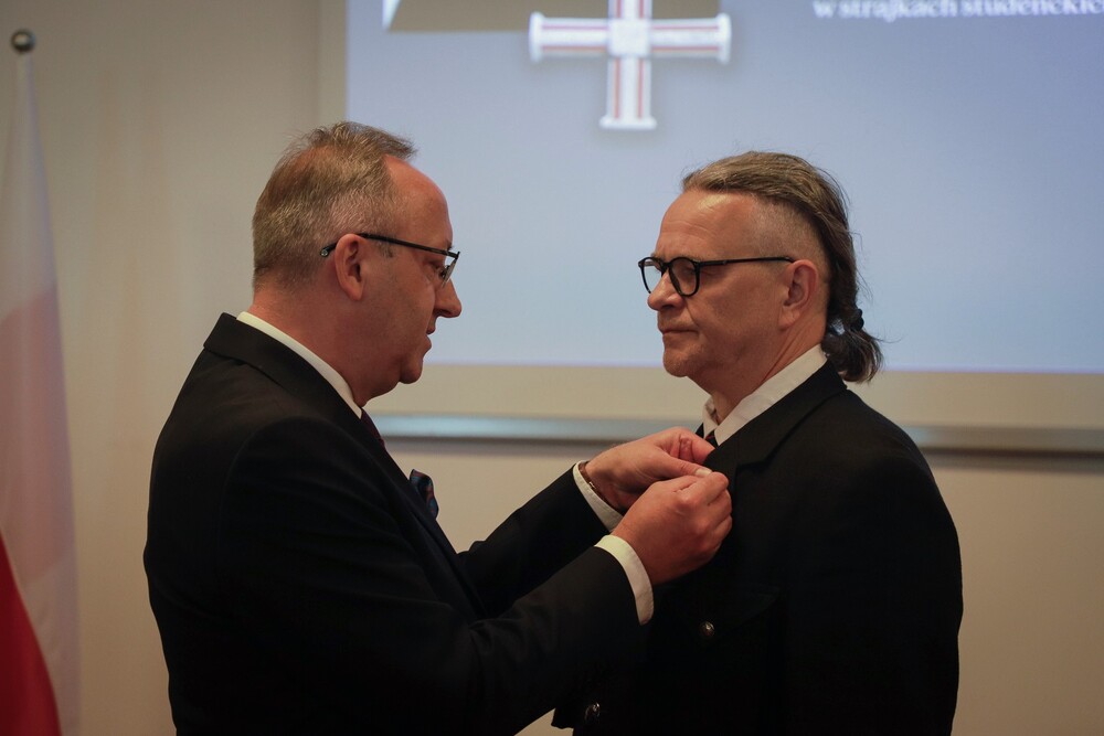 Uroczystość wręczenia działaczom opozycji antykomunistycznej Krzyży Wolności i Solidarności – 12 czerwca 2025. Fot. Paula Prudziłowicz (IPN)