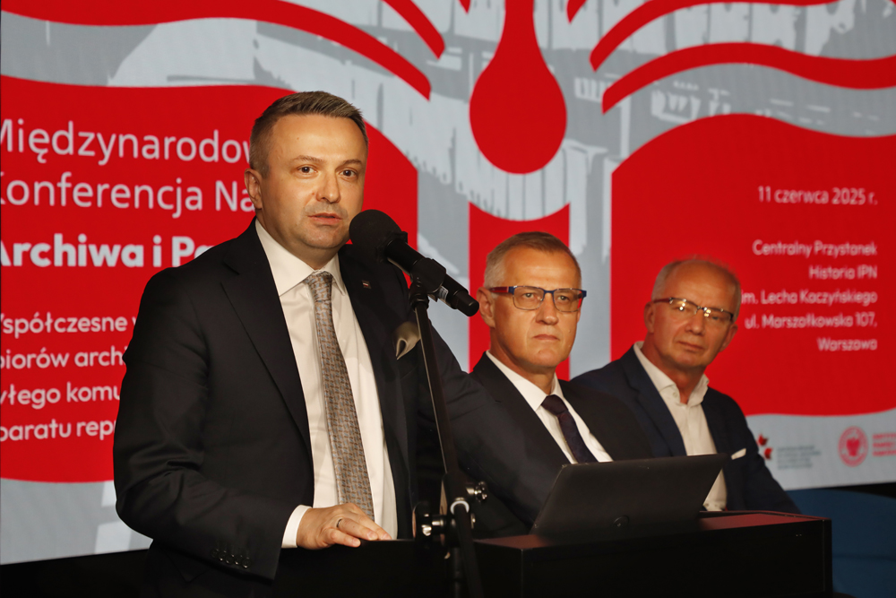 Międzynarodowa konferencja naukowa: „Archiwa i pamięć. Współczesne wykorzystanie zbiorów archiwalnych byłego komunistycznego aparatu represji” –  Warszawa, 11 czerwca 2025. Fot. Piotr Życieński (IPN)