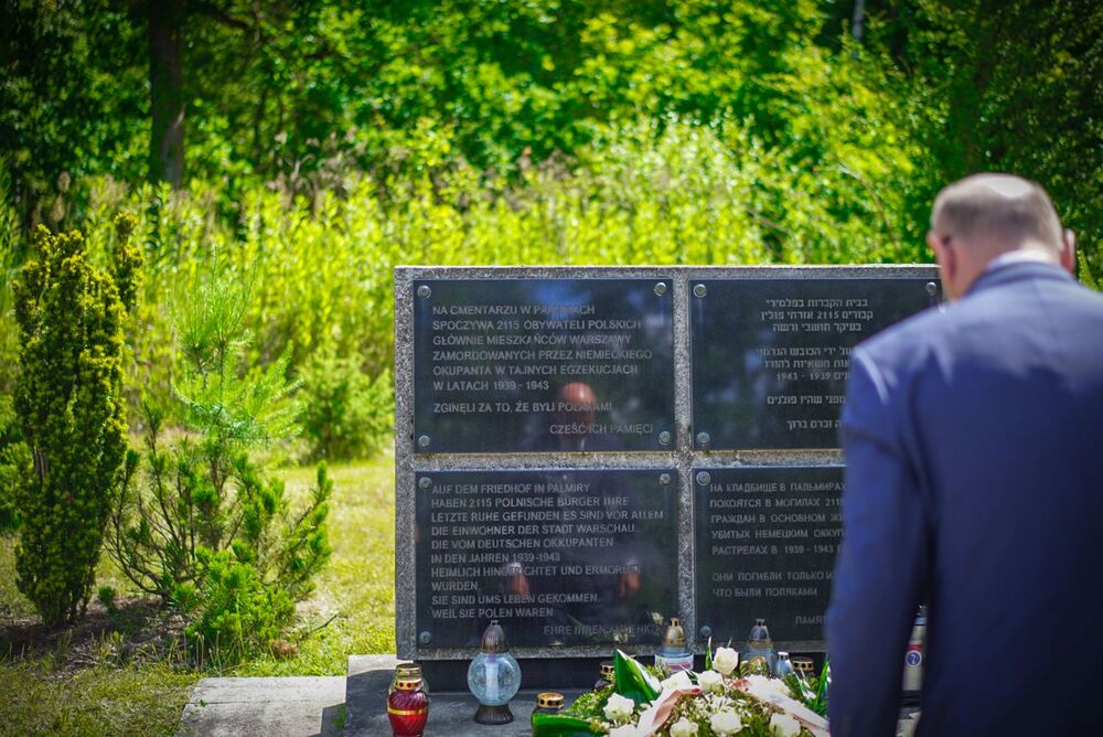 Instytut Pamięci Narodowej upamiętnił Polaków zamordowanych przez Niemców w Palmirach – 20 czerwca 2025. Fot. Mateusz Niegowski (IPN)