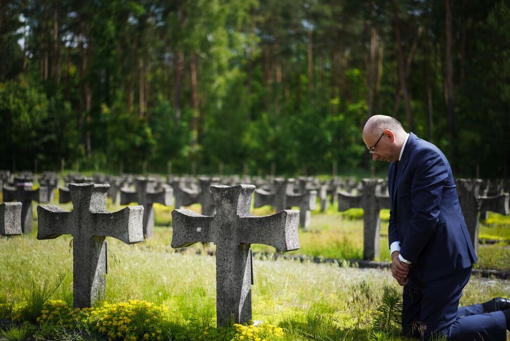 Instytut Pamięci Narodowej upamiętnił Polaków zamordowanych przez Niemców w Palmirach – 20 czerwca 2025. Fot. Mateusz Niegowski (IPN)