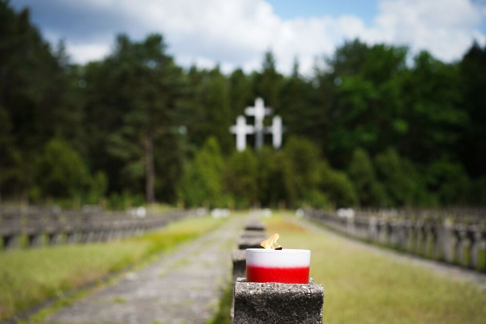 Instytut Pamięci Narodowej upamiętnił Polaków zamordowanych przez Niemców w Palmirach – 20 czerwca 2025. Fot. Mateusz Niegowski (IPN)