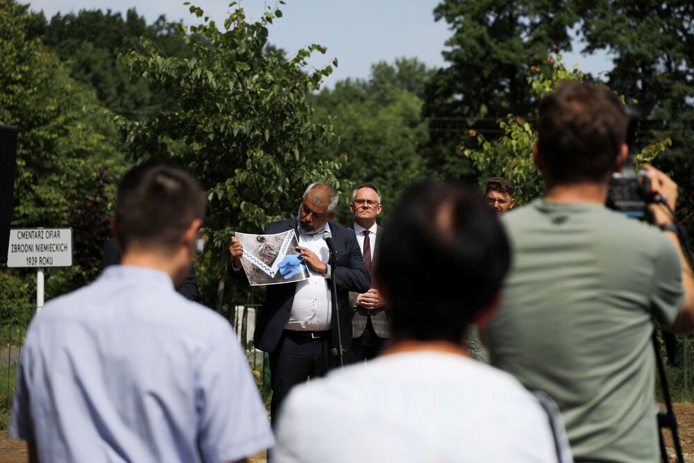 Konferencja prasowa – dowody niemieckich zbrodni w Borównie pod Bydgoszczą – 23 czerwca 2025. Fot. Krzysztof Kapłon (IPN)