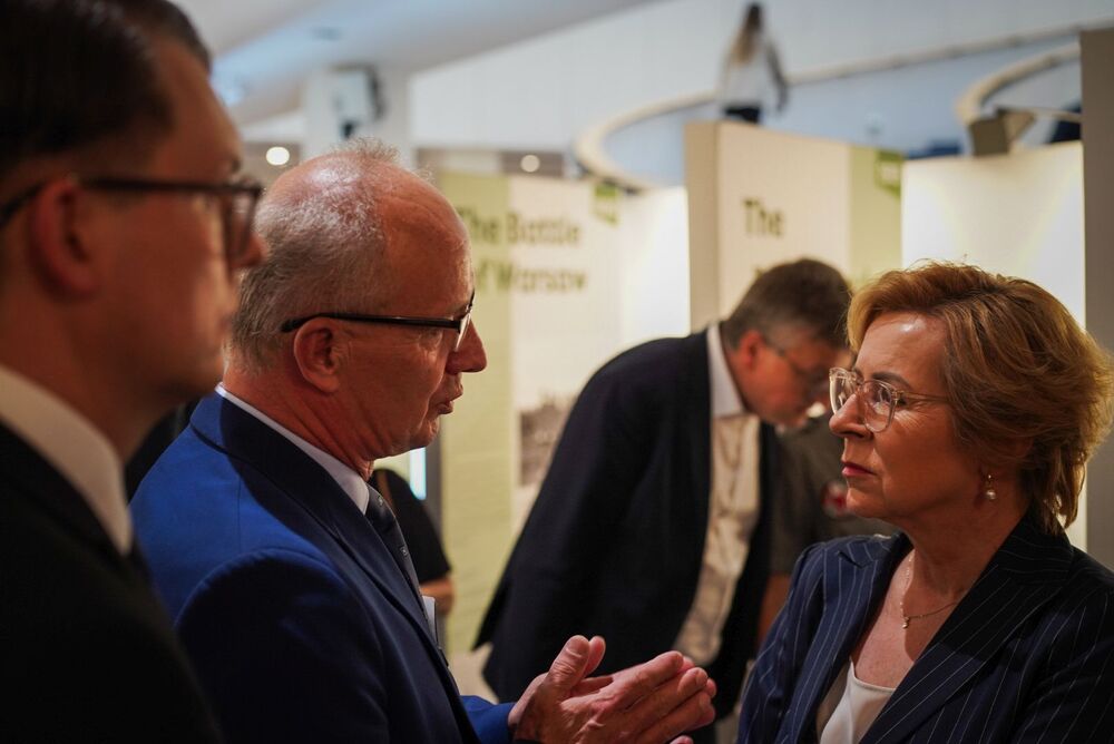 Odsłonięcie tablicy upamiętniającej rotmistrza Witolda Pileckiego w Parlamencie Europejskim – Bruksela, 24 czerwca 2025. Fot. Mateusz Niegowski (IPN)