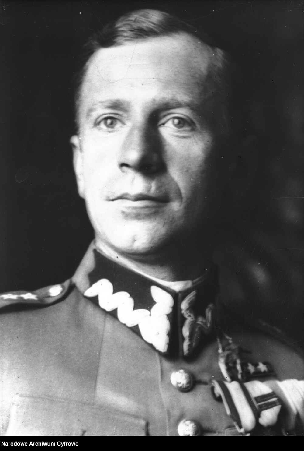 Stanisław Skarżyński, kapitan, pilot - fotografia portretowa. Fot. NAC