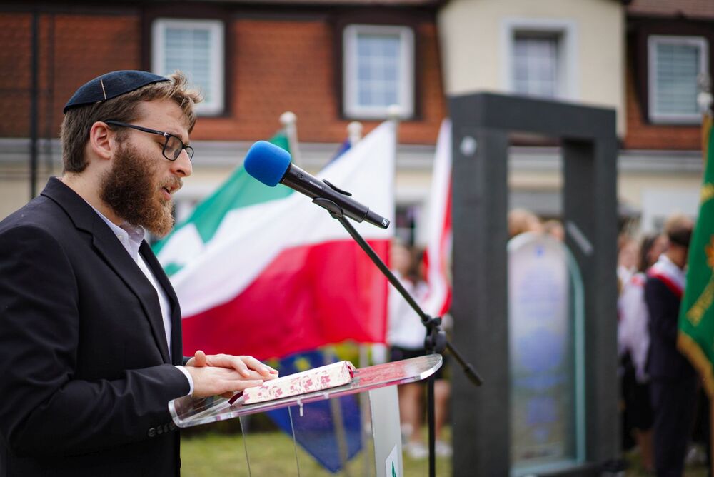 Uroczyste odsłonięcie Macewy Pamięci w Konstancinie-Jeziornie – 25 czerwca 2025. Fot. Mateusz Niegowski (IPN)