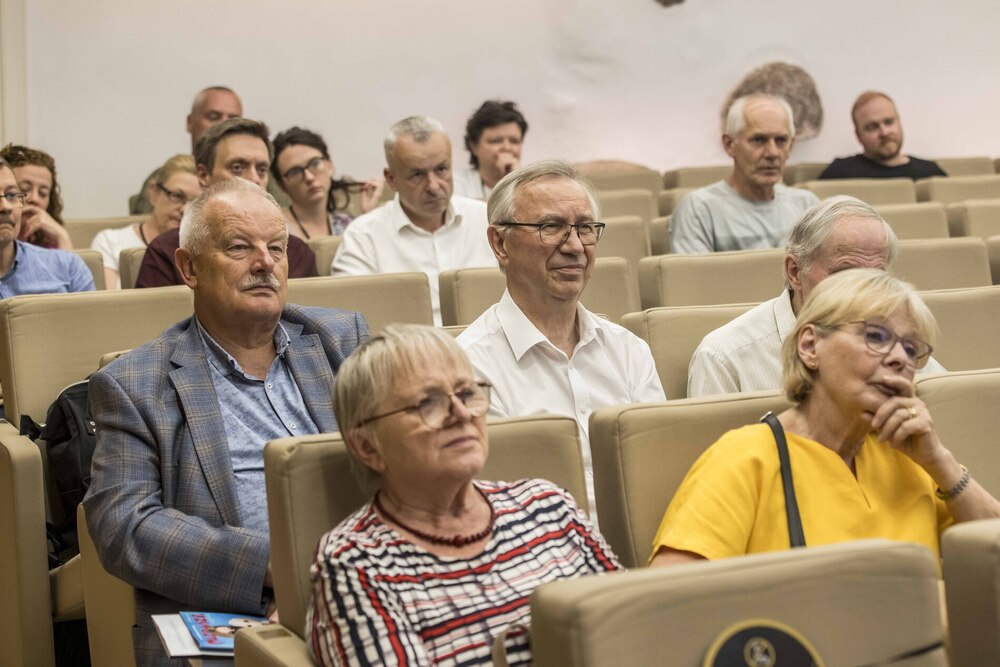 Dyskusja o albumie „Stanisław Mierzwa 1905–1985” – Warszawa, 3 lipca 2025. Fot. Katarzyna Adamów (AIPN)