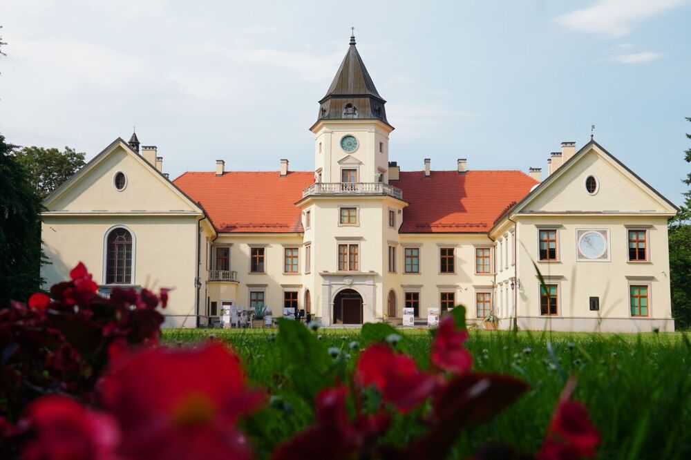 Prezentacja wystawy „Wołyń 1943. Ofiary, relacje, miejsca pamięci” – Tarnobrzeg, 15 lipca 2025. Fot. Dominik Borek (IPN)