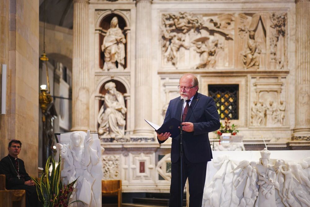 Uroczystość wręczenia medalu IPN „Reipublicae Memoriae Meritum” siostrom nazaretankom. Na zdj. Adam Siwek, dyrektor Biura Upamiętniania Walk i Męczeństwa IPN – Loreto, 17 lipca 2025. Fot. Mateusz Niegowski (IPN)