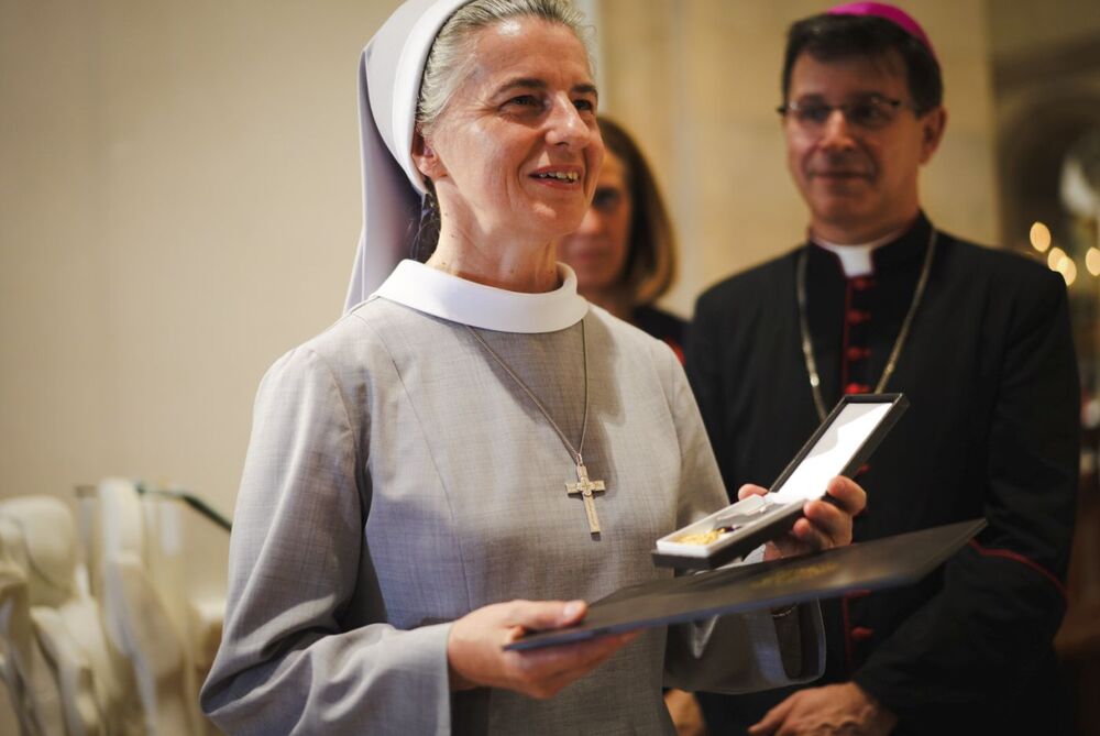 Uroczystość wręczenia medalu IPN „Reipublicae Memoriae Meritum” siostrom nazaretankom – Loreto, 17 lipca 2025. Fot. Mateusz Niegowski (IPN)