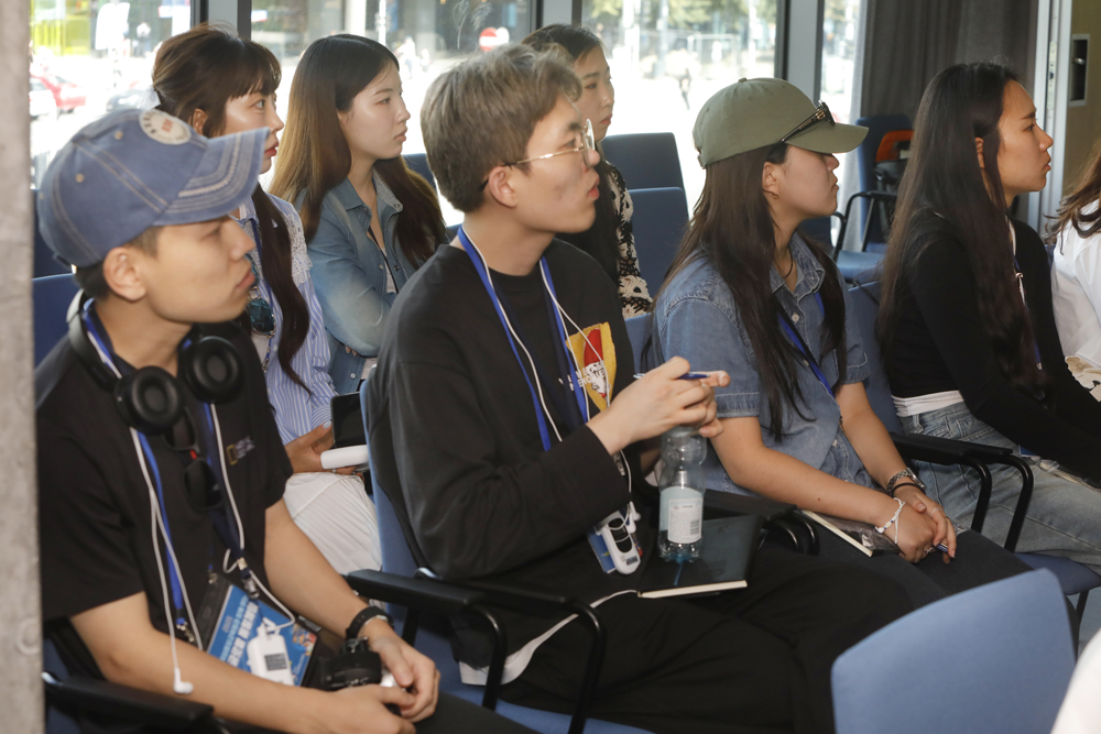 Przedstawiciele Korei Południowej pod egidą koreańskiego Ministerstwa Unifikacji z wizytą w IPN – Warszawa, 18 lipca 2025. Fot. Piotr Życieński (IPN)