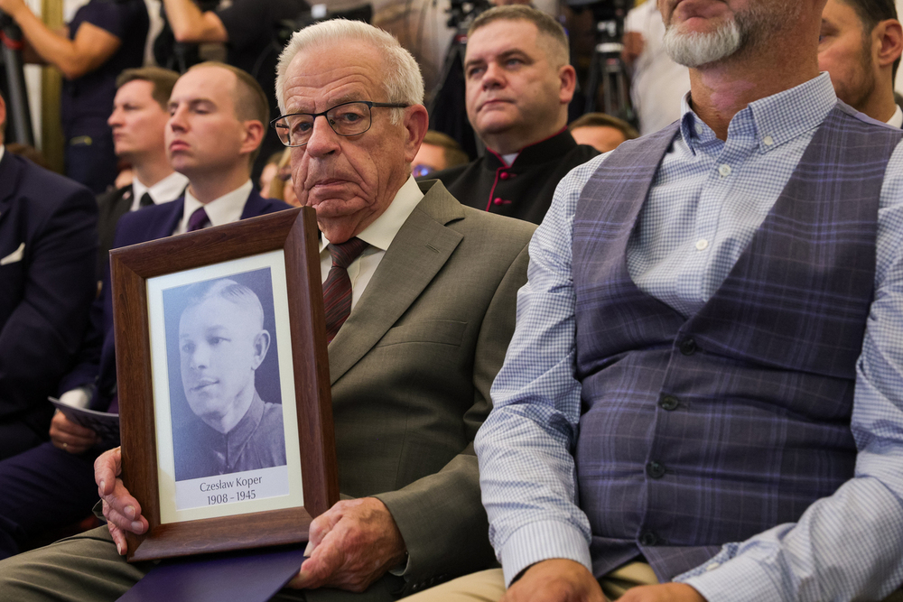 Znamy nazwiska kolejnych 18 zidentyfikowanych ofiar totalitaryzmów – Warszawa, 24 lipca 2025. Fot. Mikołaj Bujak (IPN)