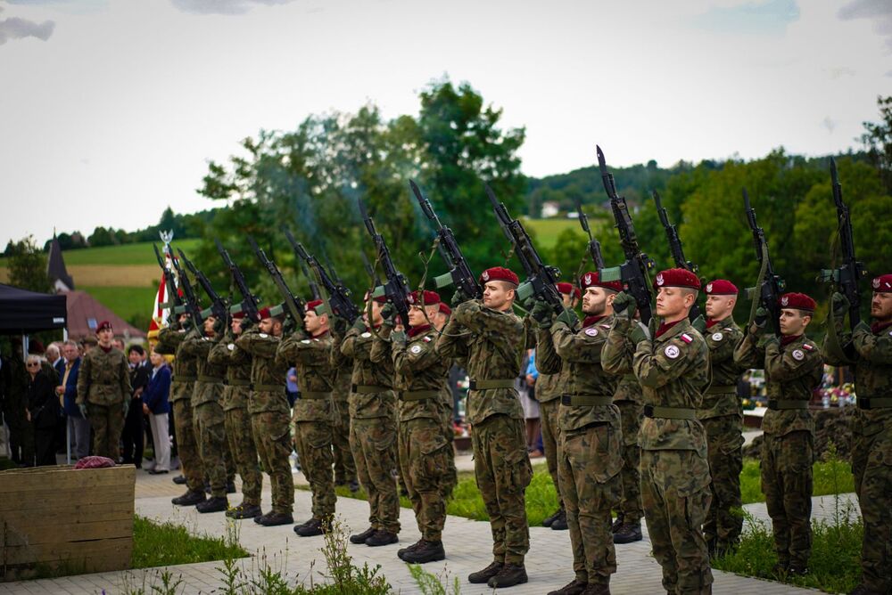 Uroczystości pogrzebowe żołnierzy niezłomnych – Górki Wielkie, 29 lipca 2025. Fot. Mateusz Niegowski (IPN)