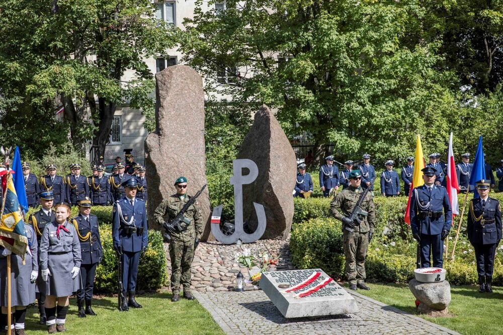Instytut Pamięci Narodowej czci pamięć bohaterów Powstania Warszawskiego – Warszawa, 1 sierpnia 2025. Fot. Katarzyna Adamów (IPN)
