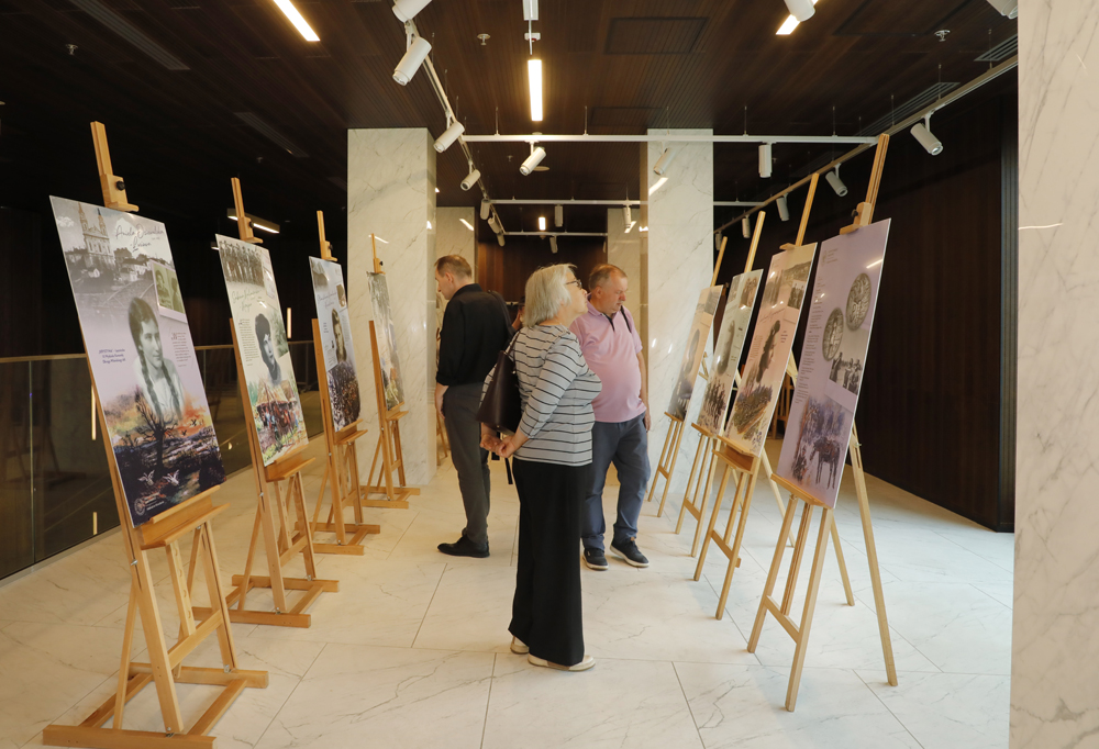 Wernisaż wystawy „Łączniczki wileńskiej Armii Krajowej” – Warszawa, 7 sierpnia 2025. Fot. Piotr Życieński (IPN)