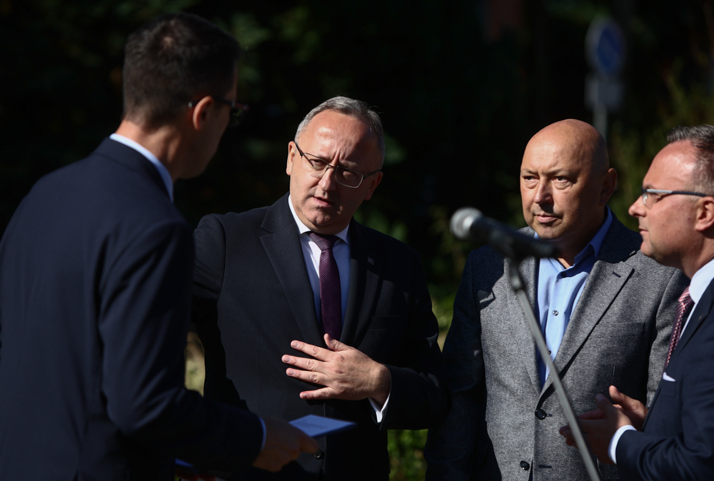 Demontaż sowieckiego obiektu propagandowego w Płotach – 18 sierpnia 2025. Fot. Sławek Kasper (IPN)