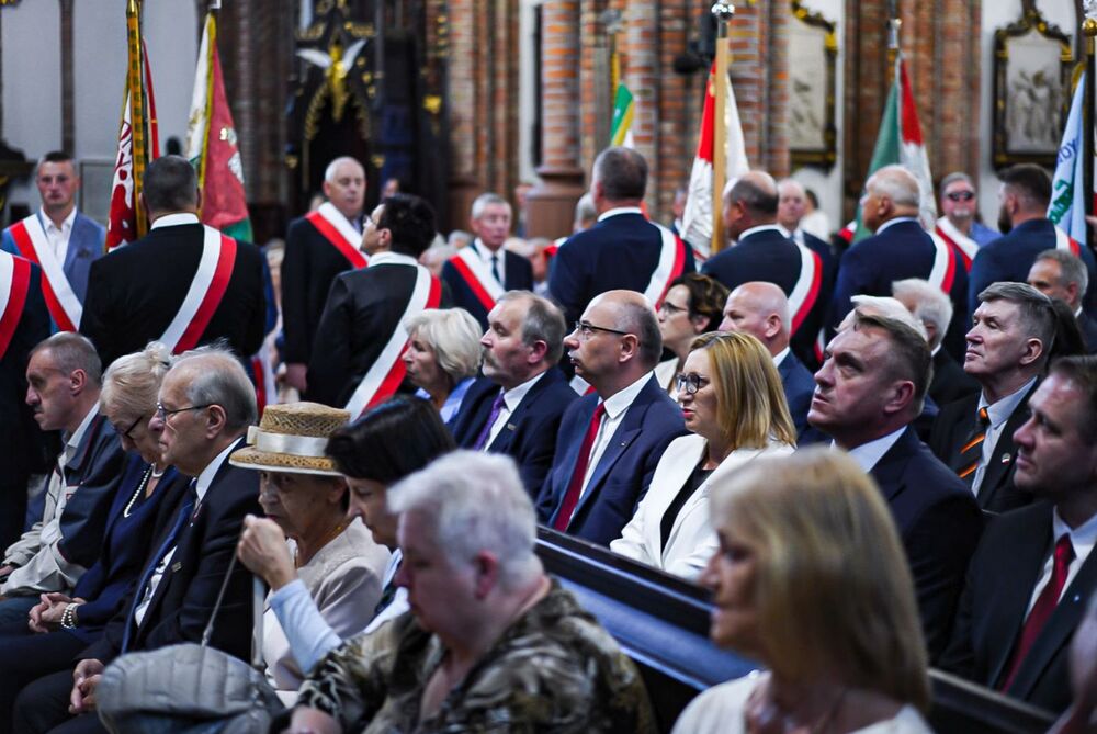 Msza św. w siedleckiej katedrze Niepokalanego Poczęcia NMP podczas uroczystości rozpoczynających obchody 45. rocznicy powstania Rolniczej „Solidarności” – 24 sierpnia 2025. Fot. Mateusz Niegowski (IPN)