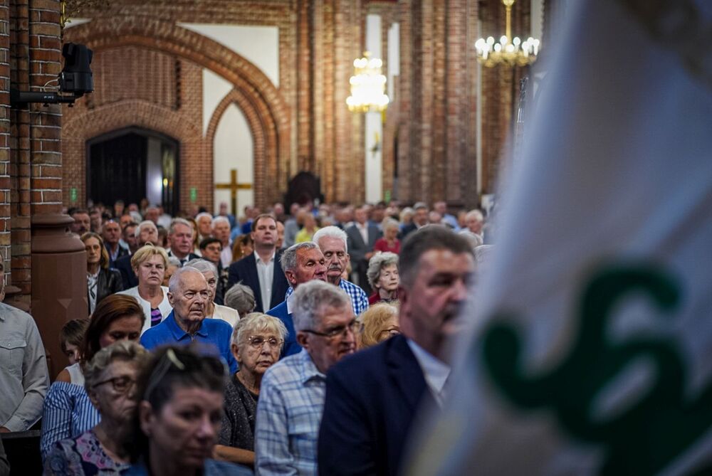 Msza św. w siedleckiej katedrze Niepokalanego Poczęcia NMP podczas uroczystości rozpoczynających obchody 45. rocznicy powstania Rolniczej „Solidarności” – 24 sierpnia 2025. Fot. Mateusz Niegowski (IPN)