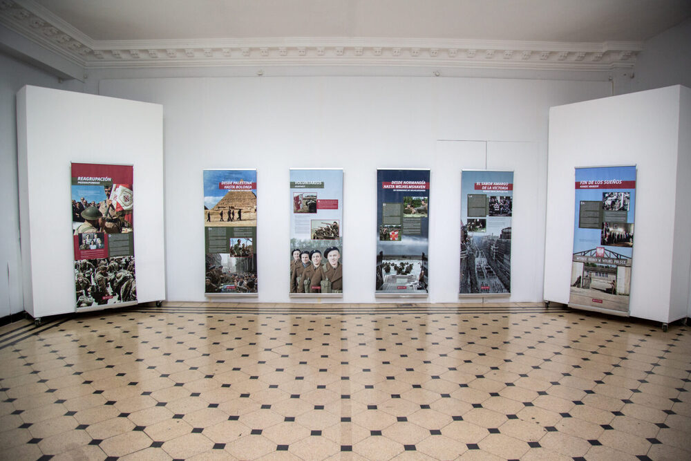 Wystawa „Szlaki Nadziei. Odyseja Wolności” w Rosario – 21 sierpnia 2025. Fot. Konsulat Honorowy RP w Rosario