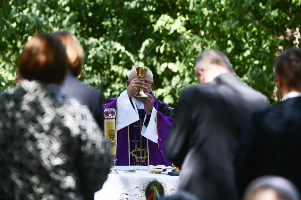 Pogrzeb ofiar Zbrodni Wołyńskiej – Puźniki (Ukraina), 6 września 2025. Fot. Sławek Kasper (IPN)