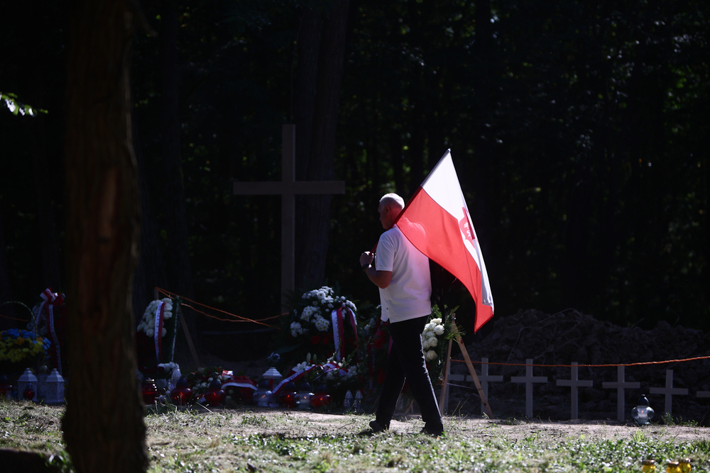 Pogrzeb ofiar Zbrodni Wołyńskiej – Puźniki (Ukraina), 6 września 2025. Fot. Sławek Kasper (IPN)